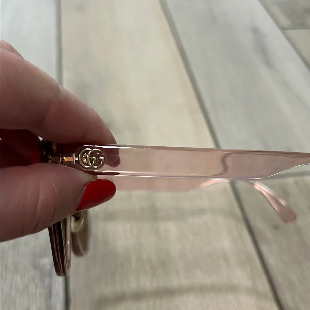 Gucci  Translucent Pink Sunglasses - Picture 7 of 11